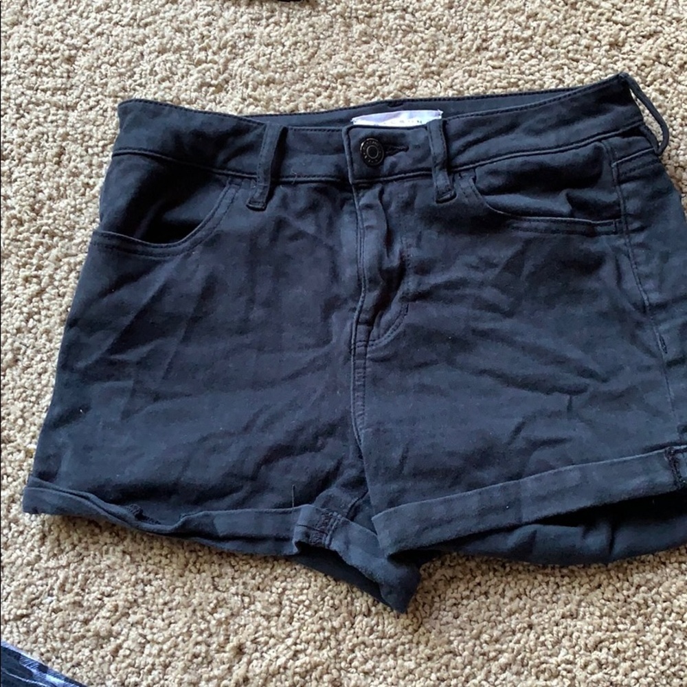 black pac sun stretchy shorts